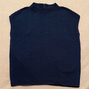 Akris Punto Black Sleeveless Top